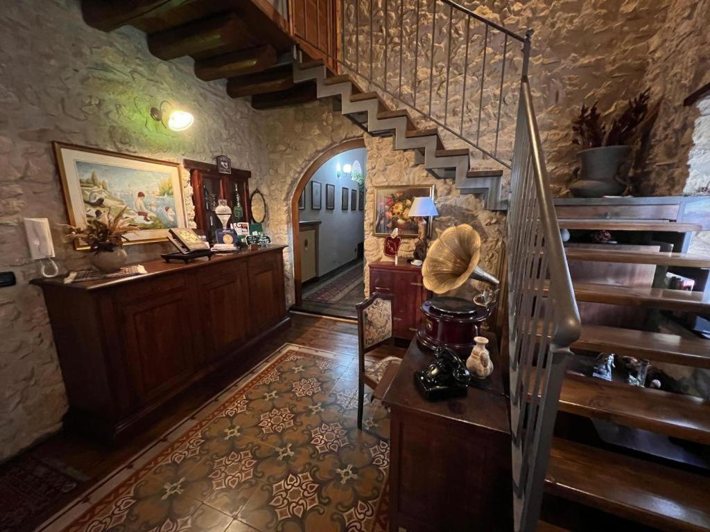 Bed and Breakfast Antica Dimora Historic Building Энна Экстерьер фото